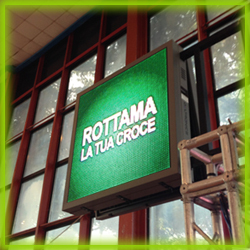 P6 Εξωτερικό ψηφιακό κινητό ρυμουλκούμενο LED διαφημιστική πινακίδα οθόνης με λειτουργία SDK για λιανικούς εμπόρους και οργανισμούς OEM 7