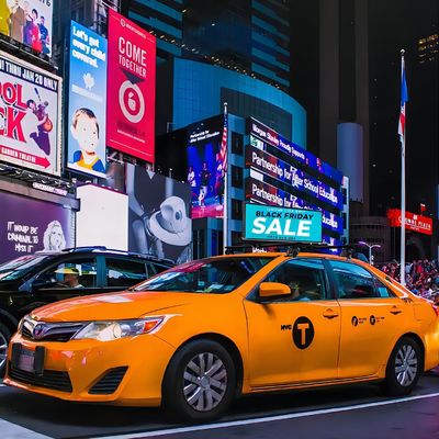 Outdoor Creative LED Display Screen Digital Taxi Top LED Sign